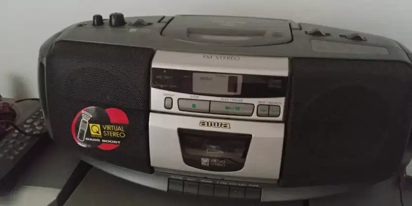 Aiwa Radio casette dan cd player