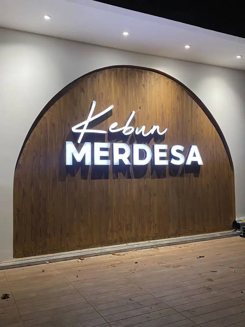 Huruf timbul | papan nama | neon box | reklame | acrylic | murah
