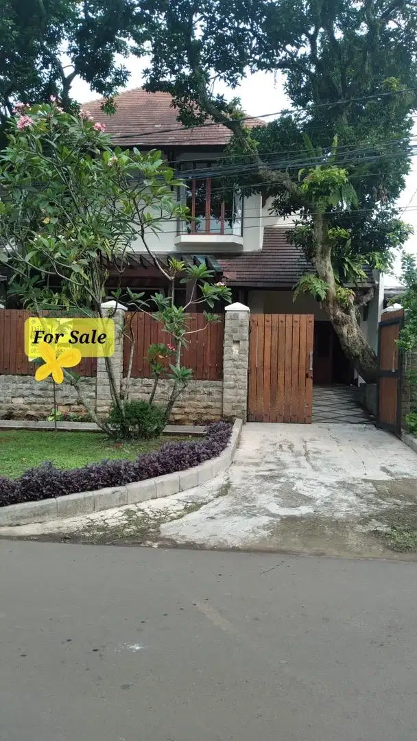 Rumah Mewah Semi Furnished Di Taman Kencana Bogor Tengah