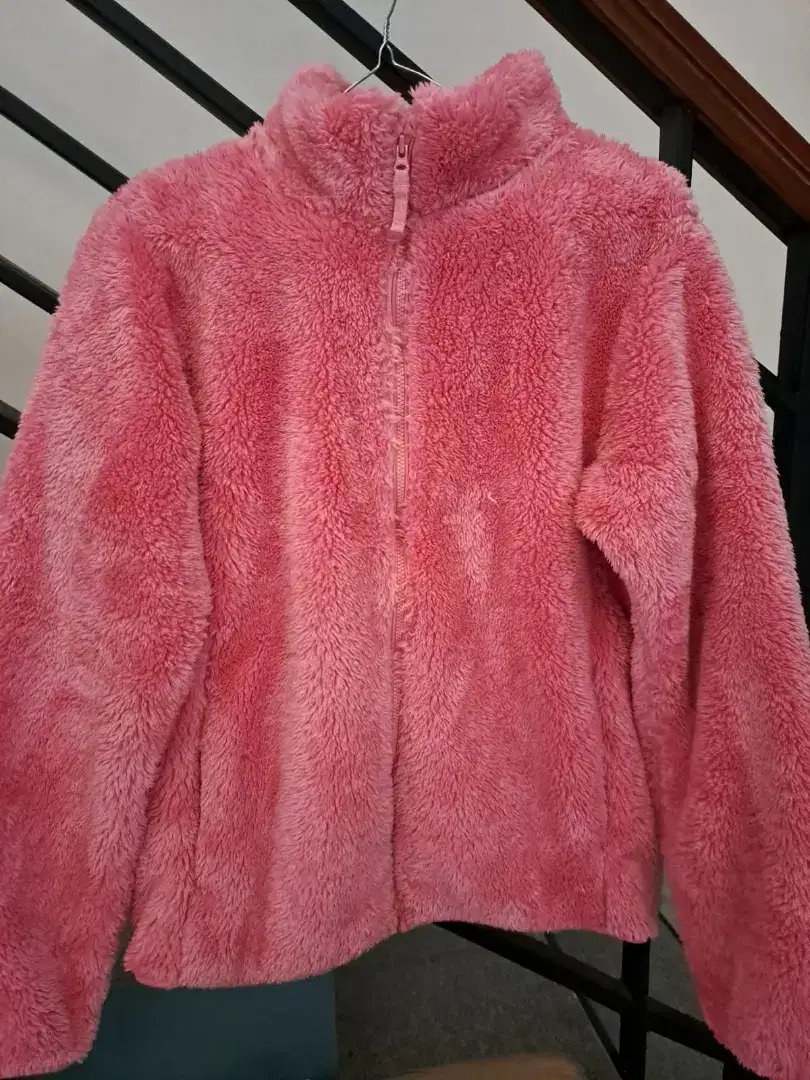 Jaket Fleece Pink Uniqlo