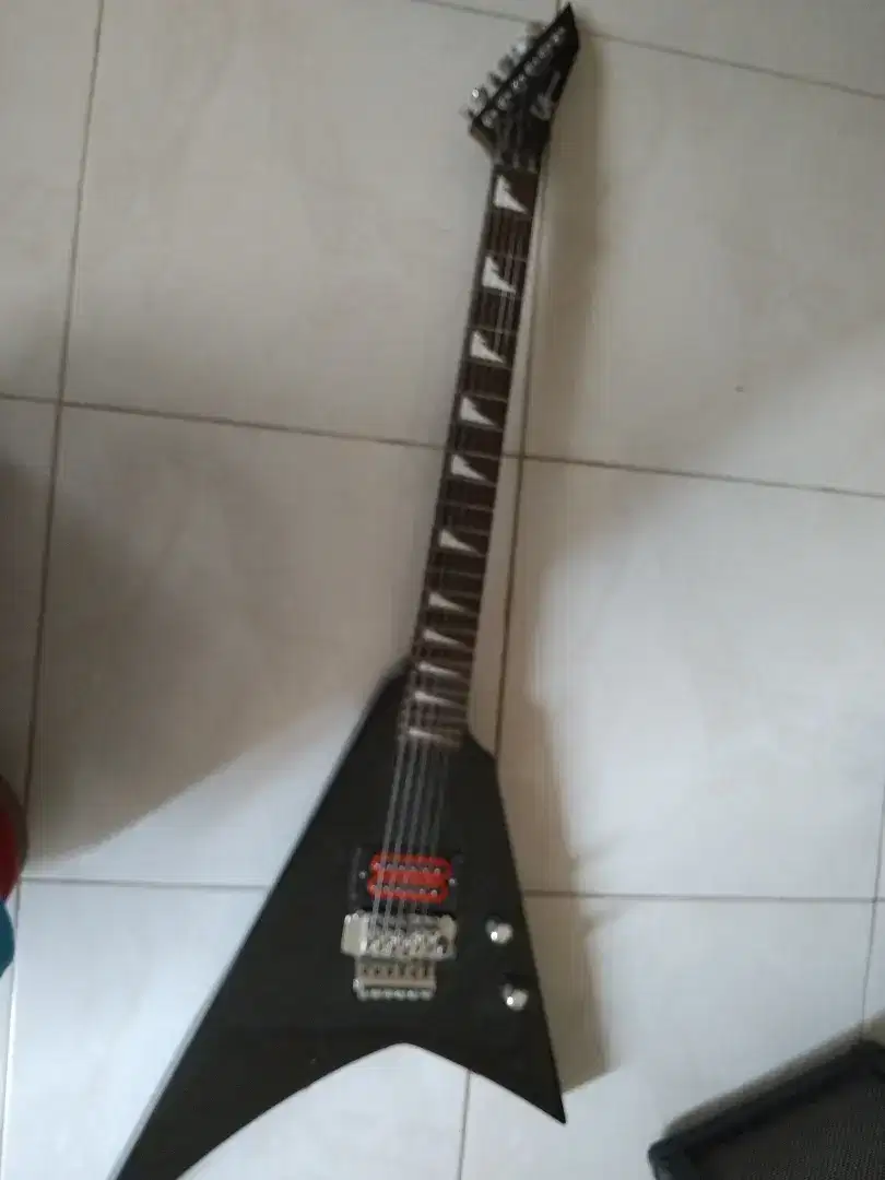 Gitar listrik & ampli