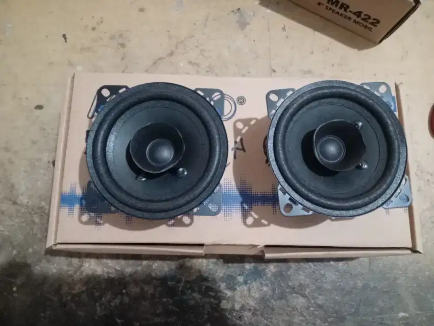 Speaker mobil 4 inci