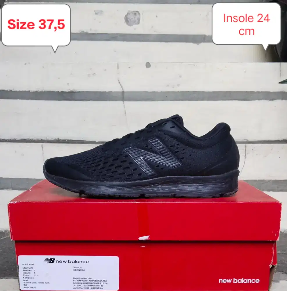 Sepatu New Balance original fullblack size 37,5