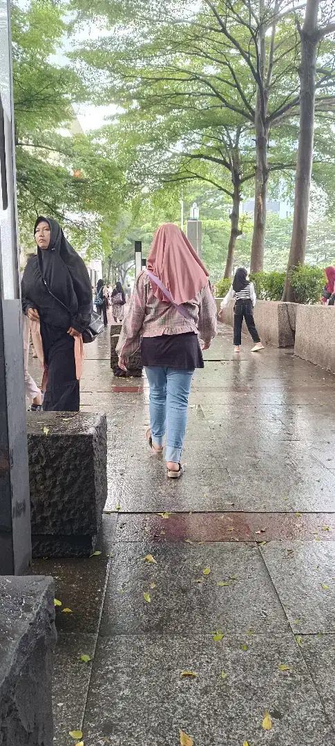 Di butuhkan art + bantu momong bayi 11 bulan