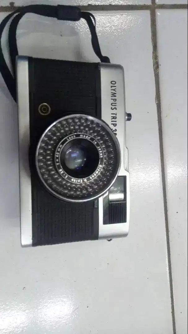 Kamera Analog Olympus Trip 35 Tahun 1967