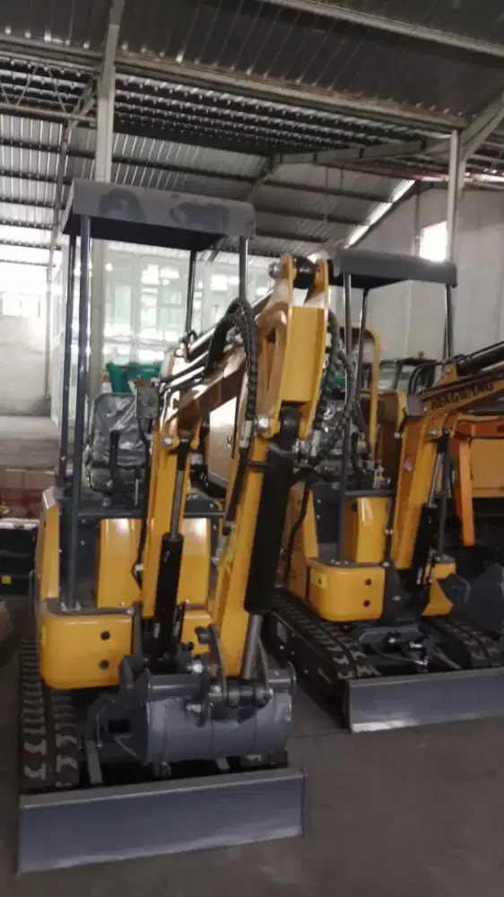 Excavator HW.17 di 1,7 ton