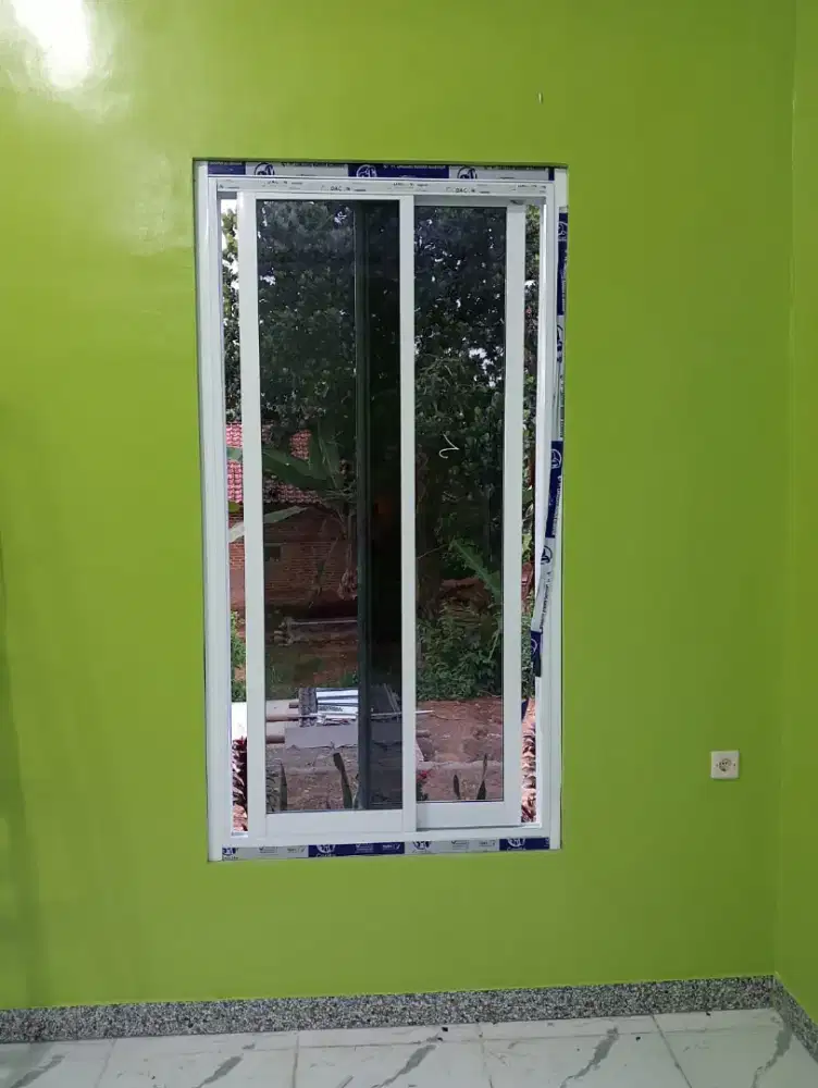 Kusen almunium pintu dan jendela kaca
