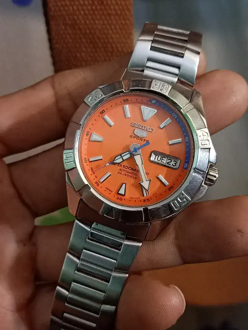 Jam Seiko5 Sport ORANGE DIAL AUTOMATIC ORIGINAL