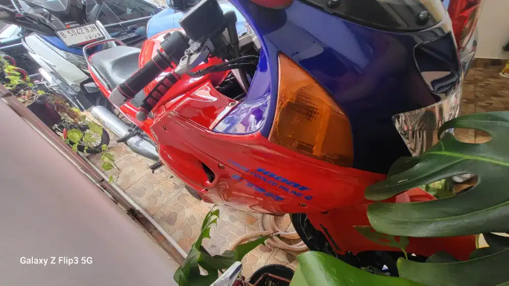 CBR 1000 F Huricane / CBR250rr /CBR 150r