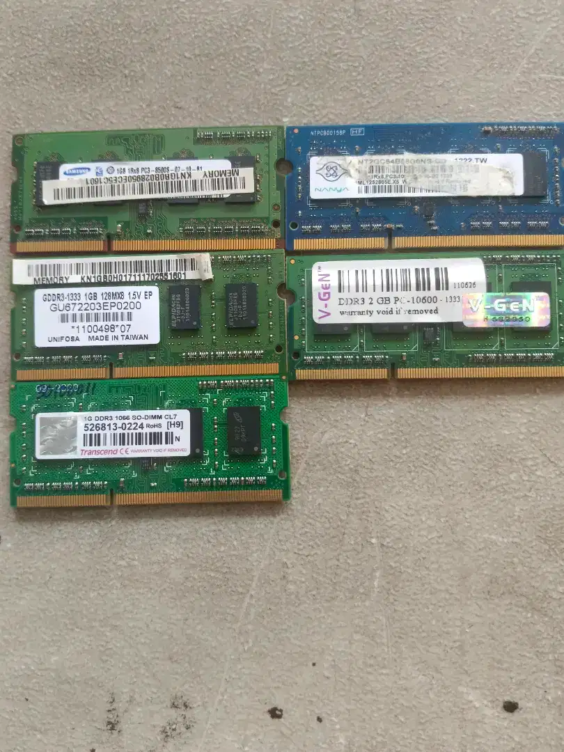 Memori ddr 3 sodimm 1gb pc10600 dan ddr3 2gb pc10600