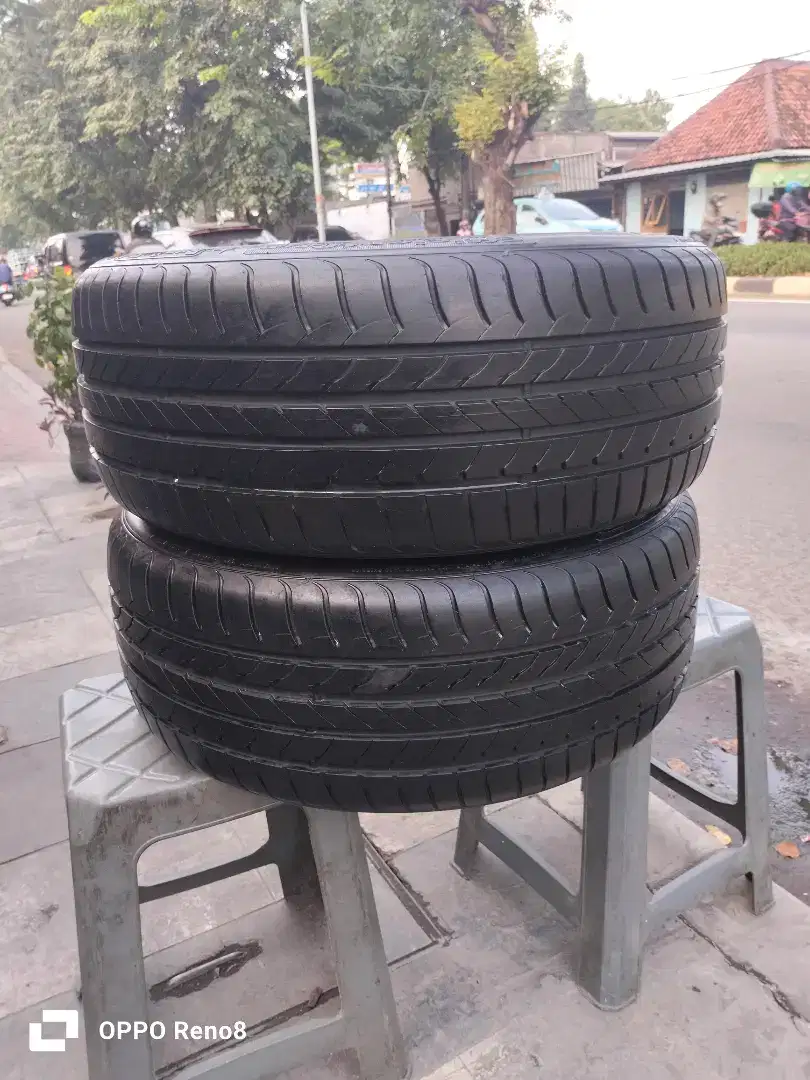 Mj ban 225/45/R18 Goodjyear EfficientGrip RFT 2pcs 90% hub lwat Wa gan