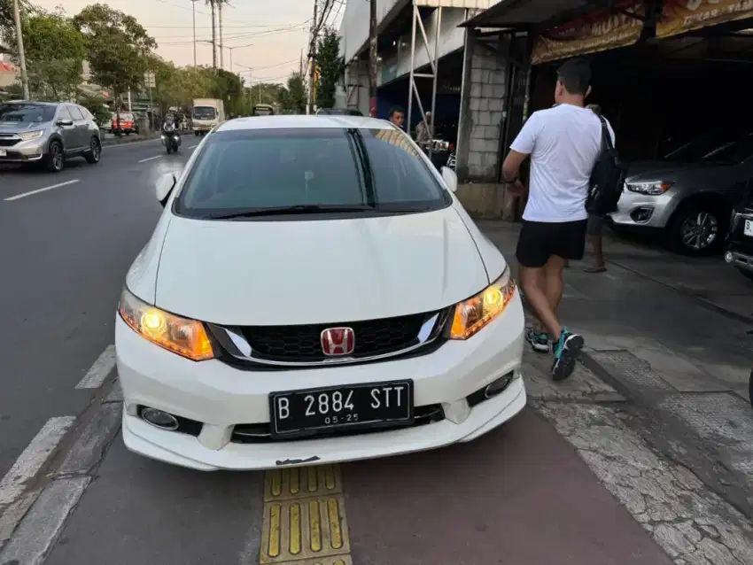 Honda civic th 2015 AT siap pakai