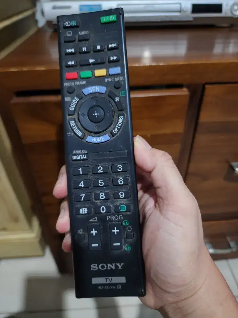 Remote TV sony RM-ED057
