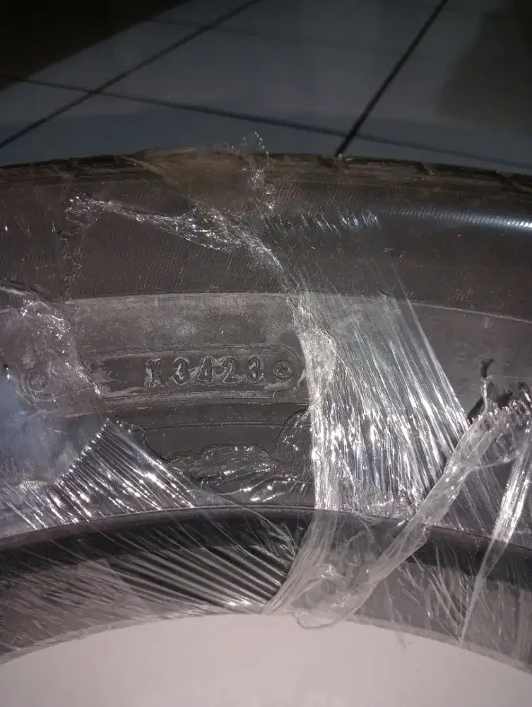 Jual ban seken Dunlop sp sport 300 185/65/15