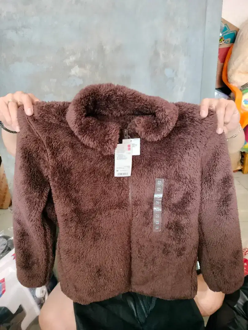 Jaket bulu uniqlo size m