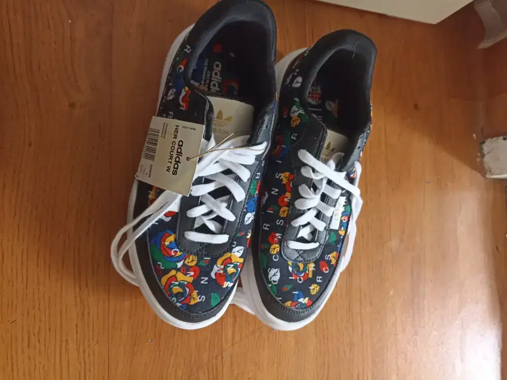 ADIDAS (HER COURT W) Ori