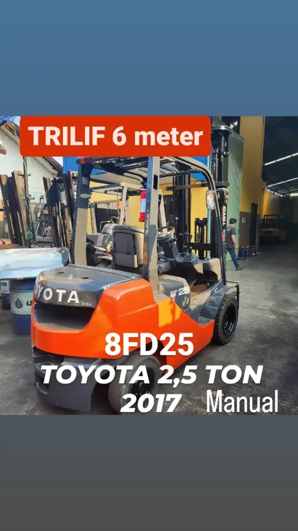 Di jual Toyota 2,5 ton 2017 Trilif 6 meter siap kerja