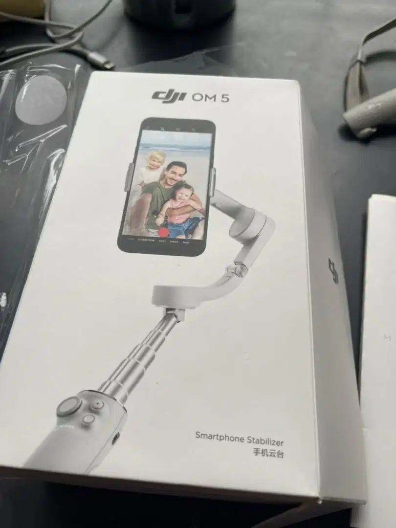 Dji OM 5 smartphone stabilizer