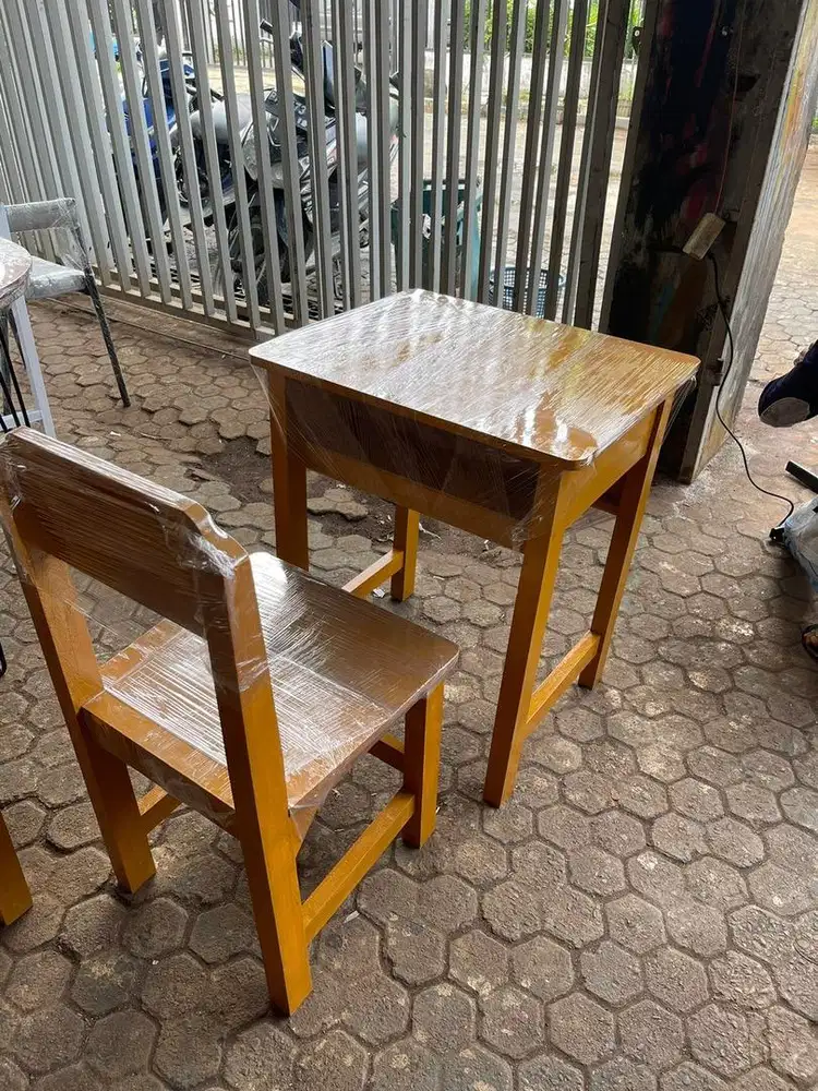 meja bangku sekolah