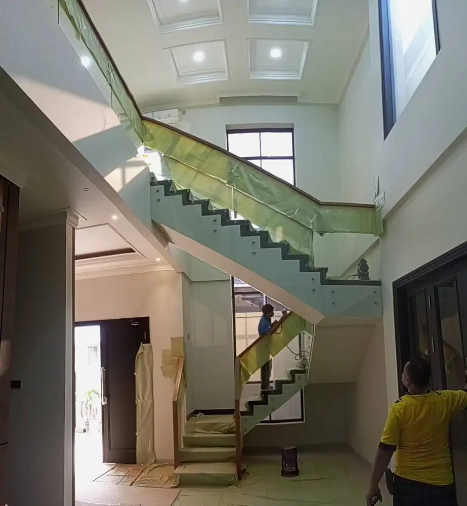 TRIMITRA  Kusen ALUMINIUM/ PARTISI GYPSUM dan wall molding kanopi kaca