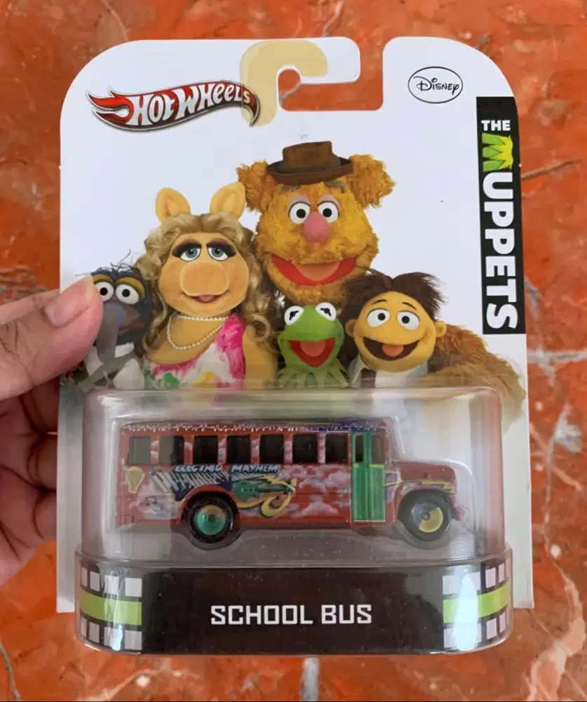 Hot Wheels The Muppets School Bus