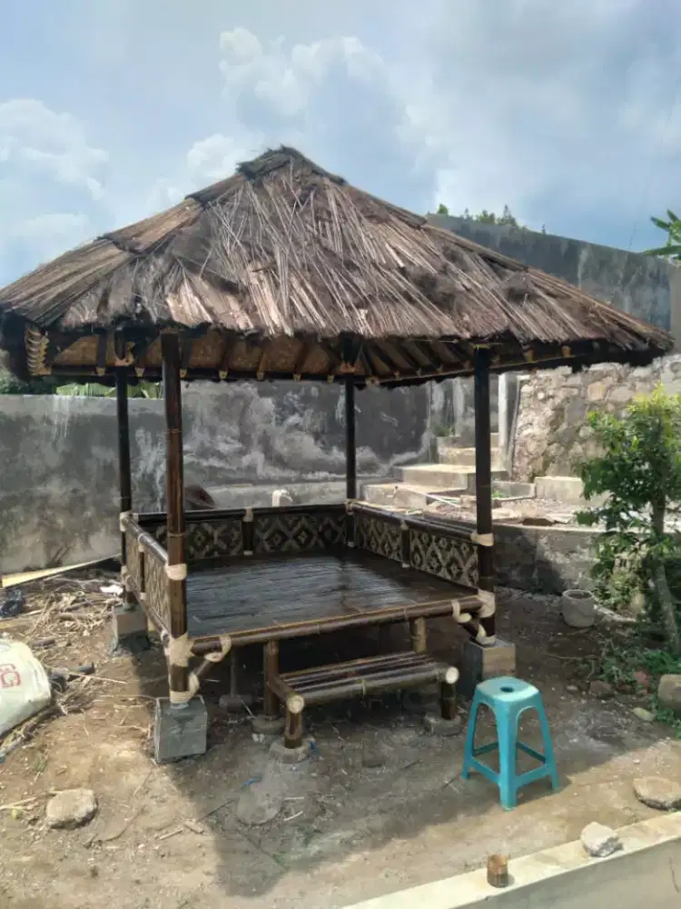 Gazebo bambu atap ijuk ukuran 2x2 harga /unit
