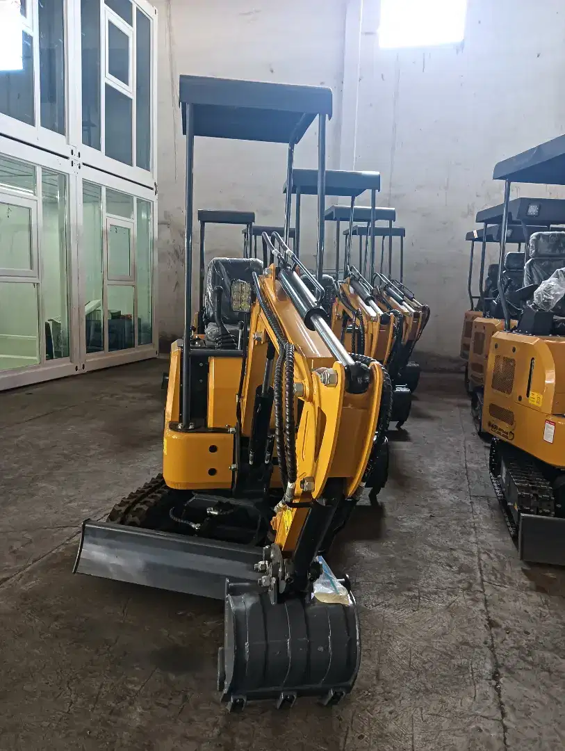 Excavator HW.12 di 1,2 ton