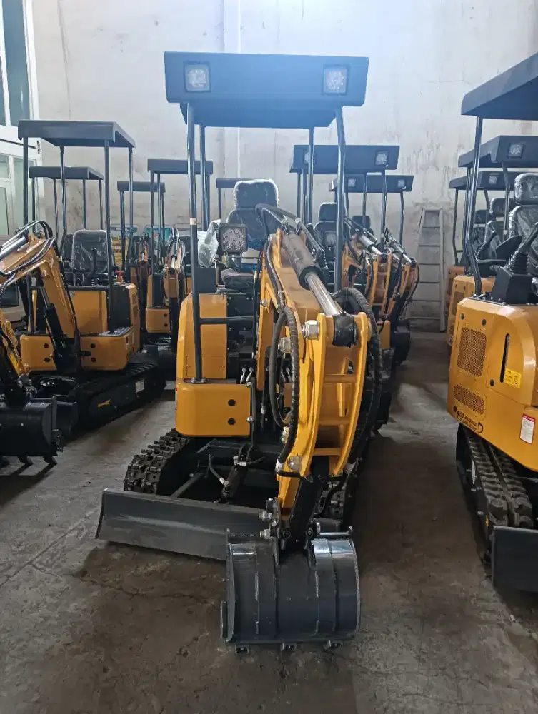 Excavator HW.17 di 1,7 ton