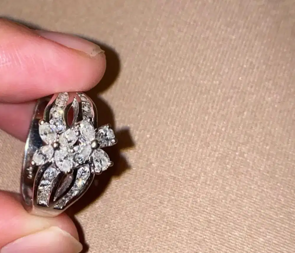 Terima jual emas dengan harga tinggi