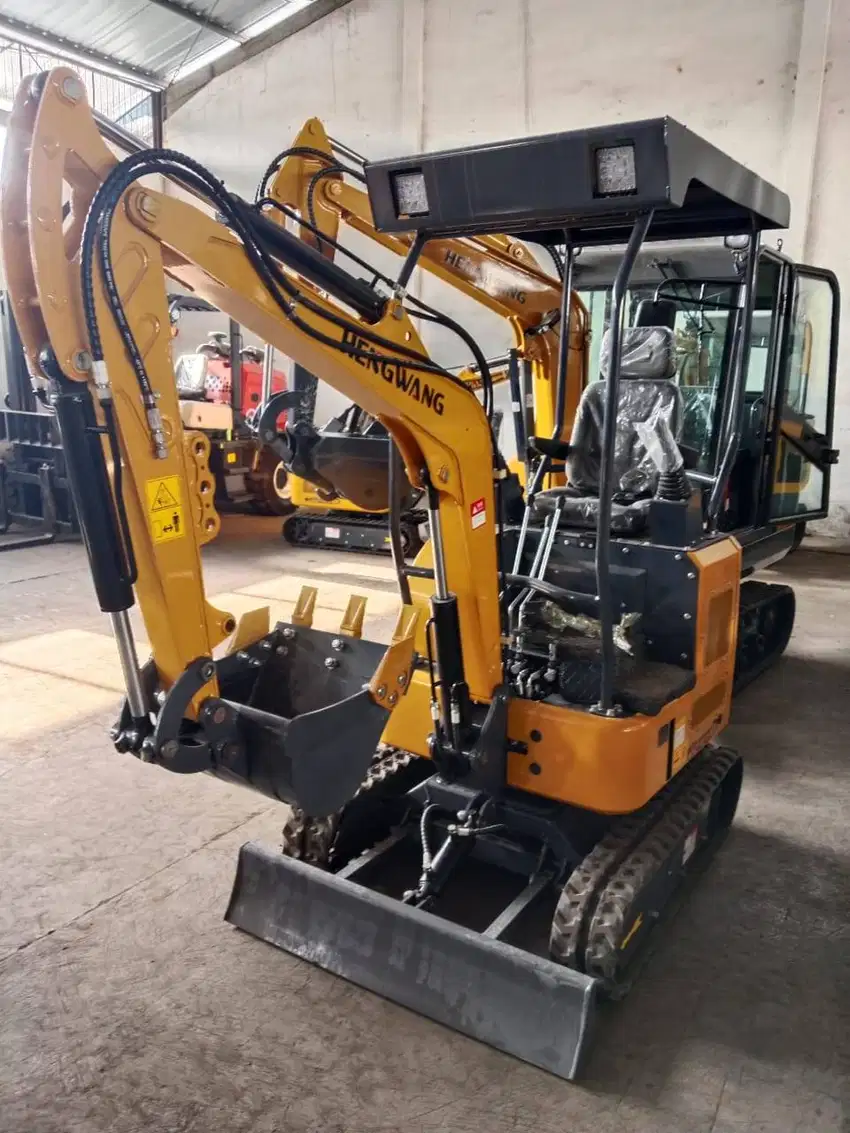 Excavator Mini 1.7 Ton (HW-17)