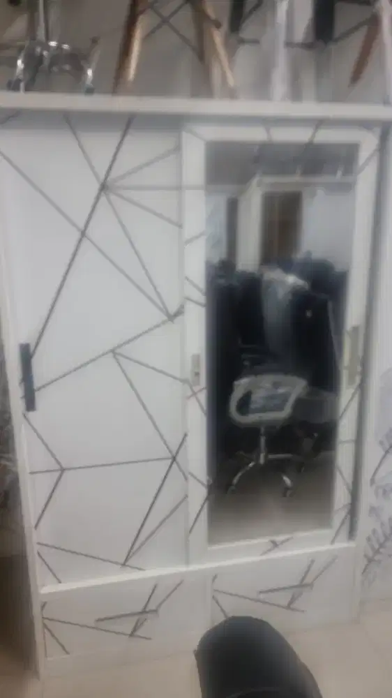 Obral Lemari besi uk 120