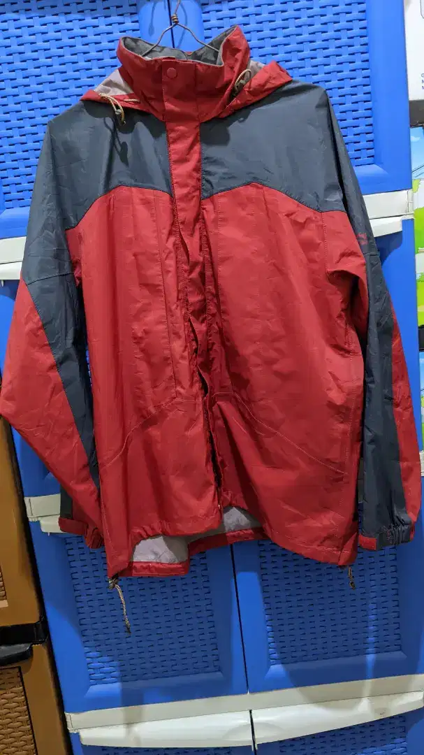 Jaket outdoor Mizuno