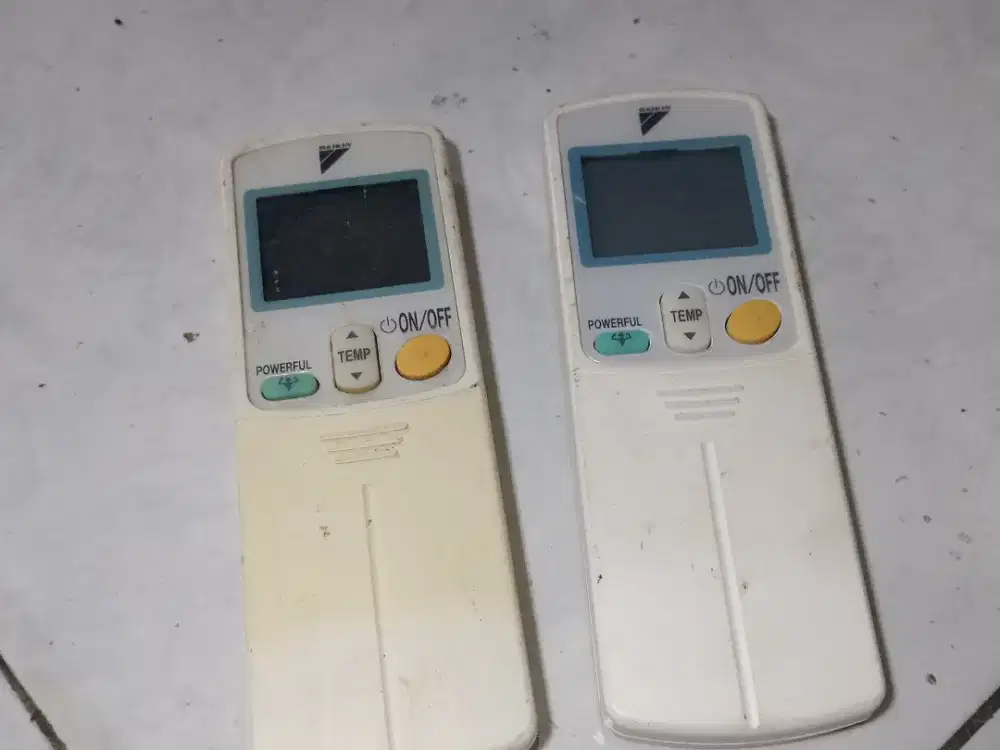 Dijual Rimut AC Daikin 2 unit