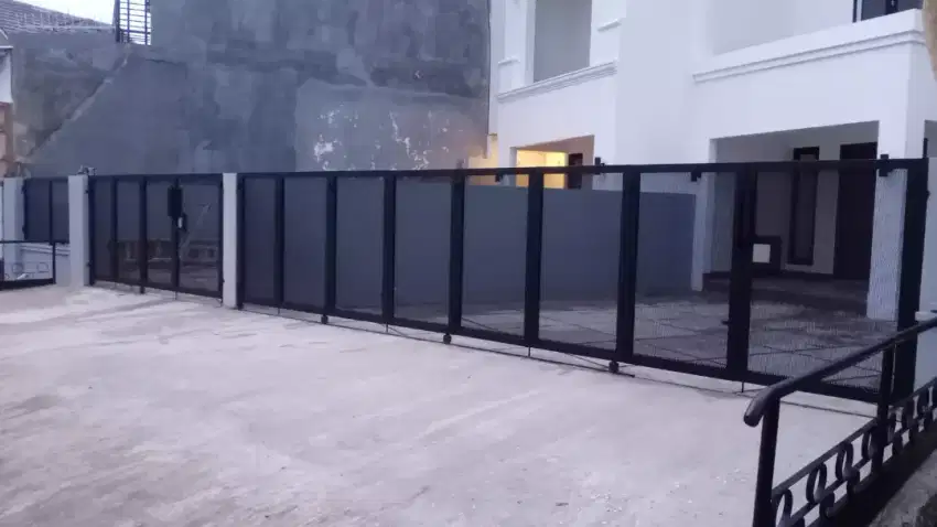 Pintu pagar plat perporated