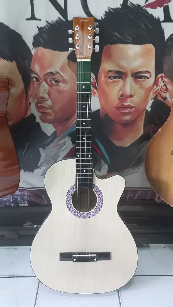 Gitar string pemula ceper baru