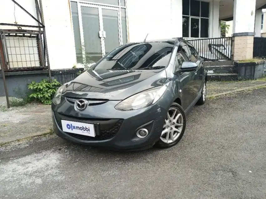 like new - MAZDA 2 1.5 SPORT BENSIN A/T 2012 ABU-ABU