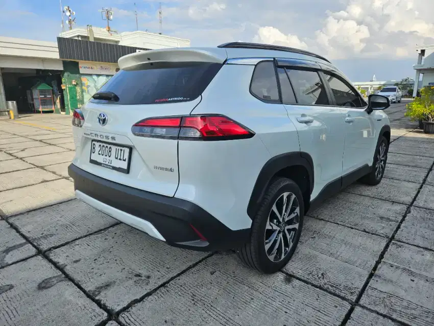 KM 7 rb Corolla Cross Hybrid 2023 seperti baru
