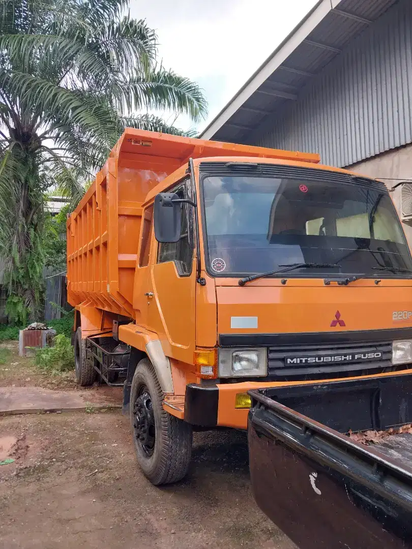 Mitsubishi FUSO DUMP FIGHTER THN 2013 - Mobil Bekas - 922400429