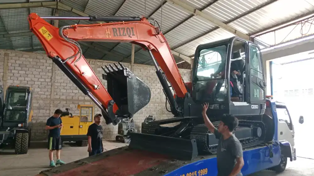 Excavator hw. 60 di 6 ton
