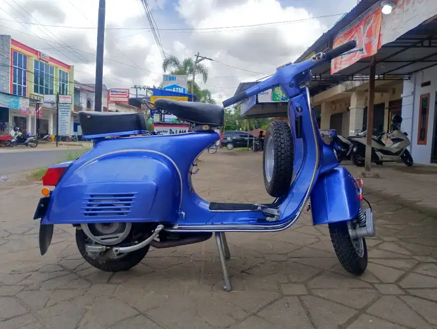 Piaggio, vespa super tahun 1977