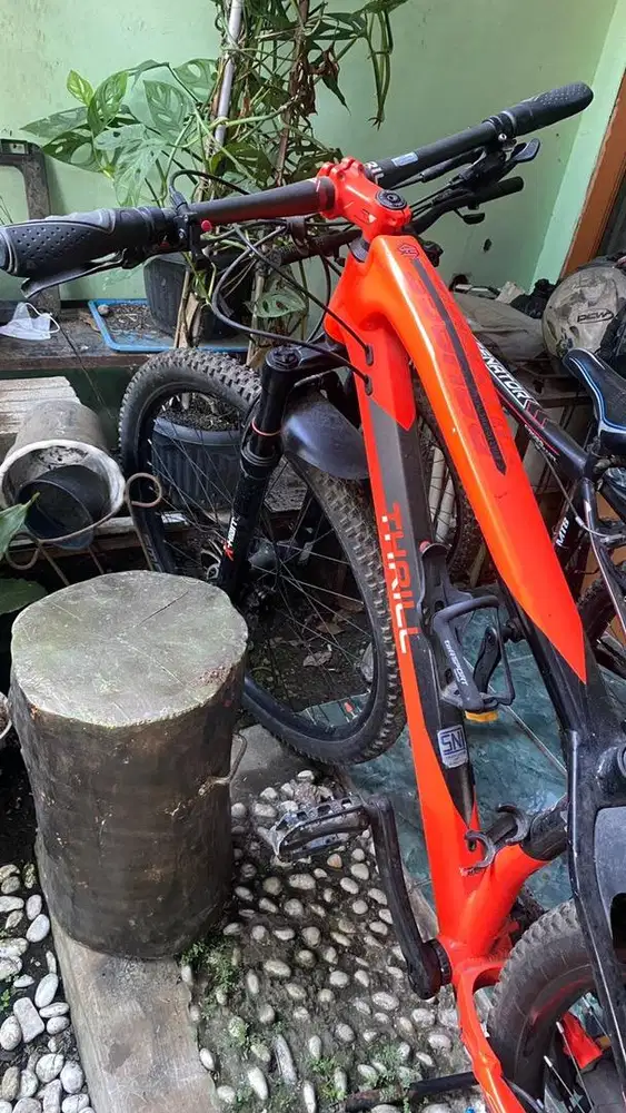 Sepedah thrill upgrade shimano deore