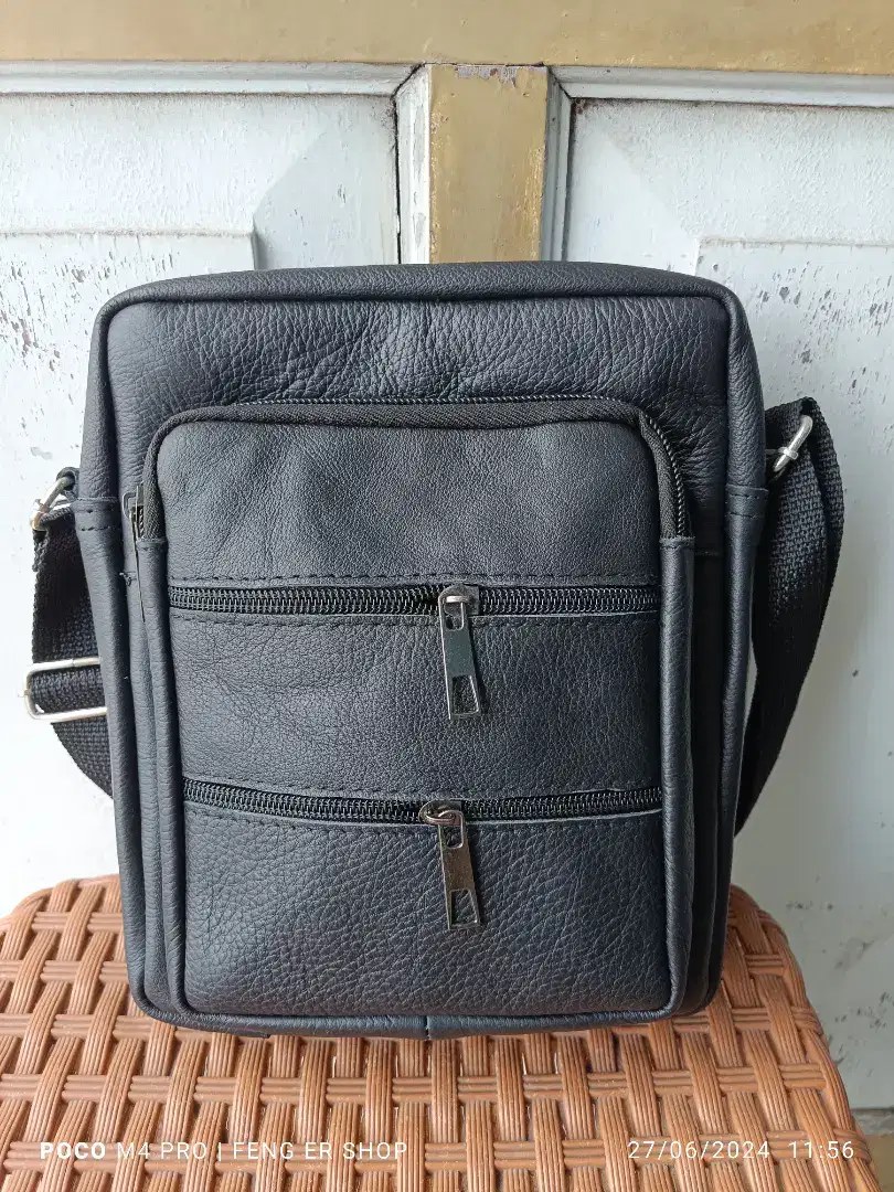 Tas Selempang Kulit Sapi Asli