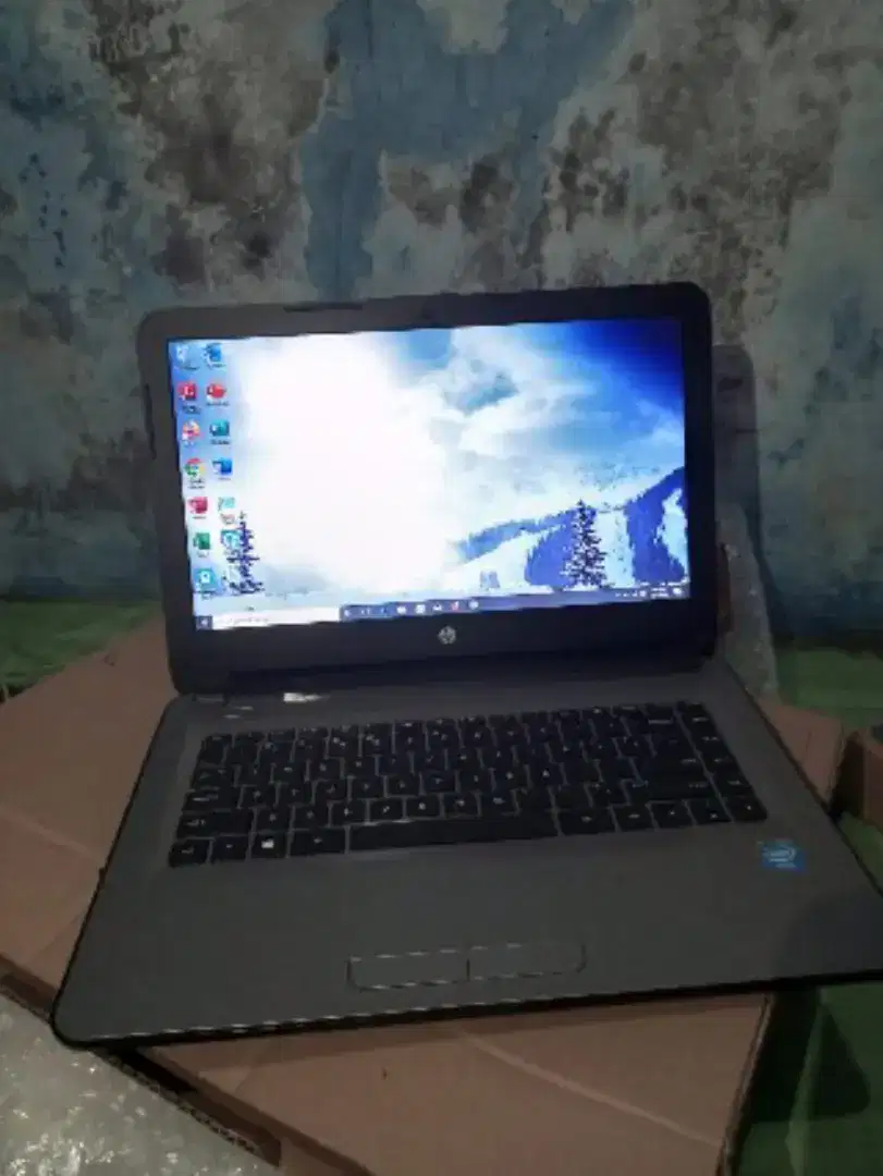 LAPTOP HP 14s intel celerone-cpu N3050