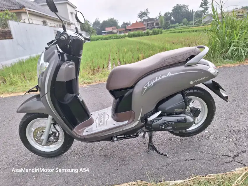 Dicari untuk dibeli scoopy plat ab semua tahun