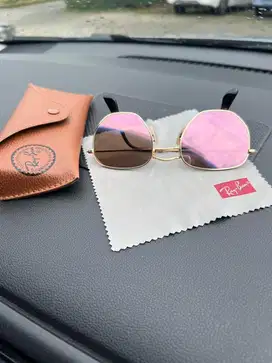 Kacamata Rayban Jual Fashion Wanita Terbaru di Indonesia OLX .id