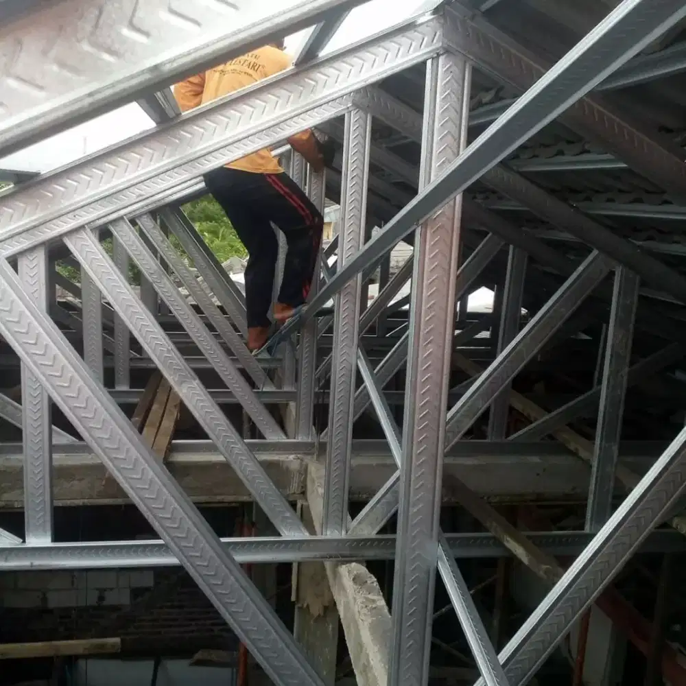 # rangka dan atap baja ringan surabaya#