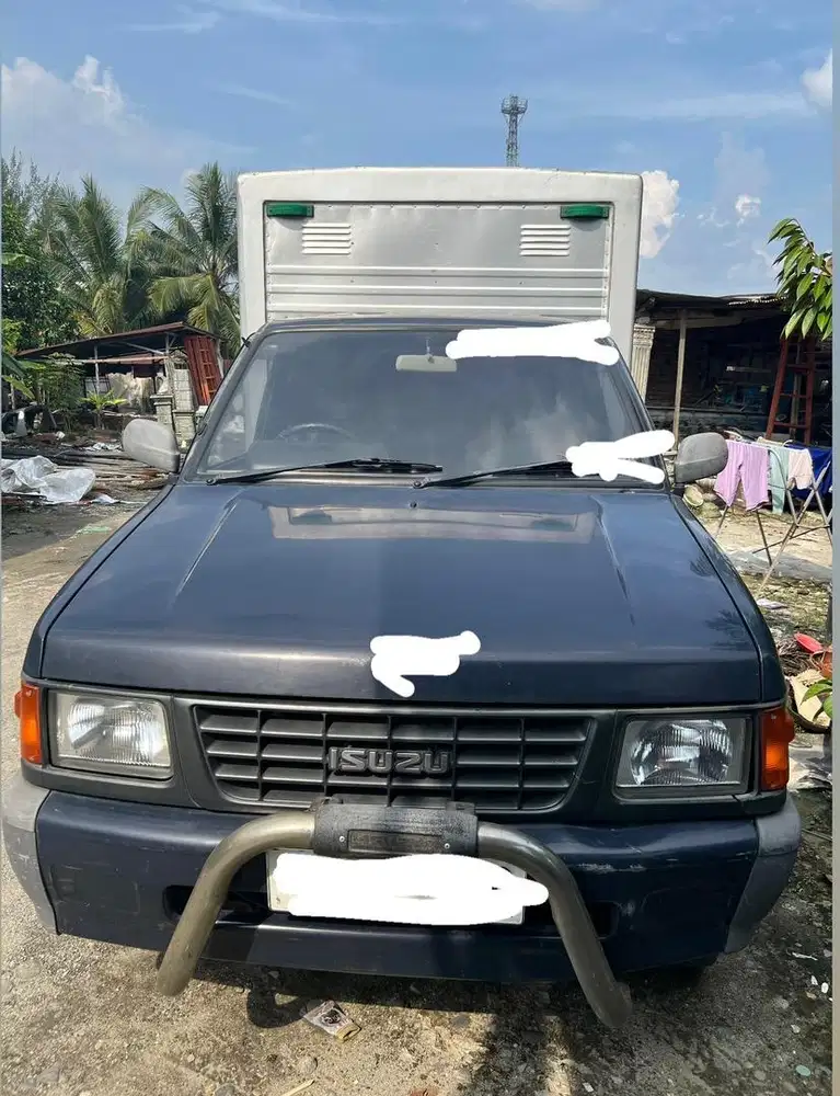 Mobil Isuzu Panther Box - Mobil Bekas - 922457416