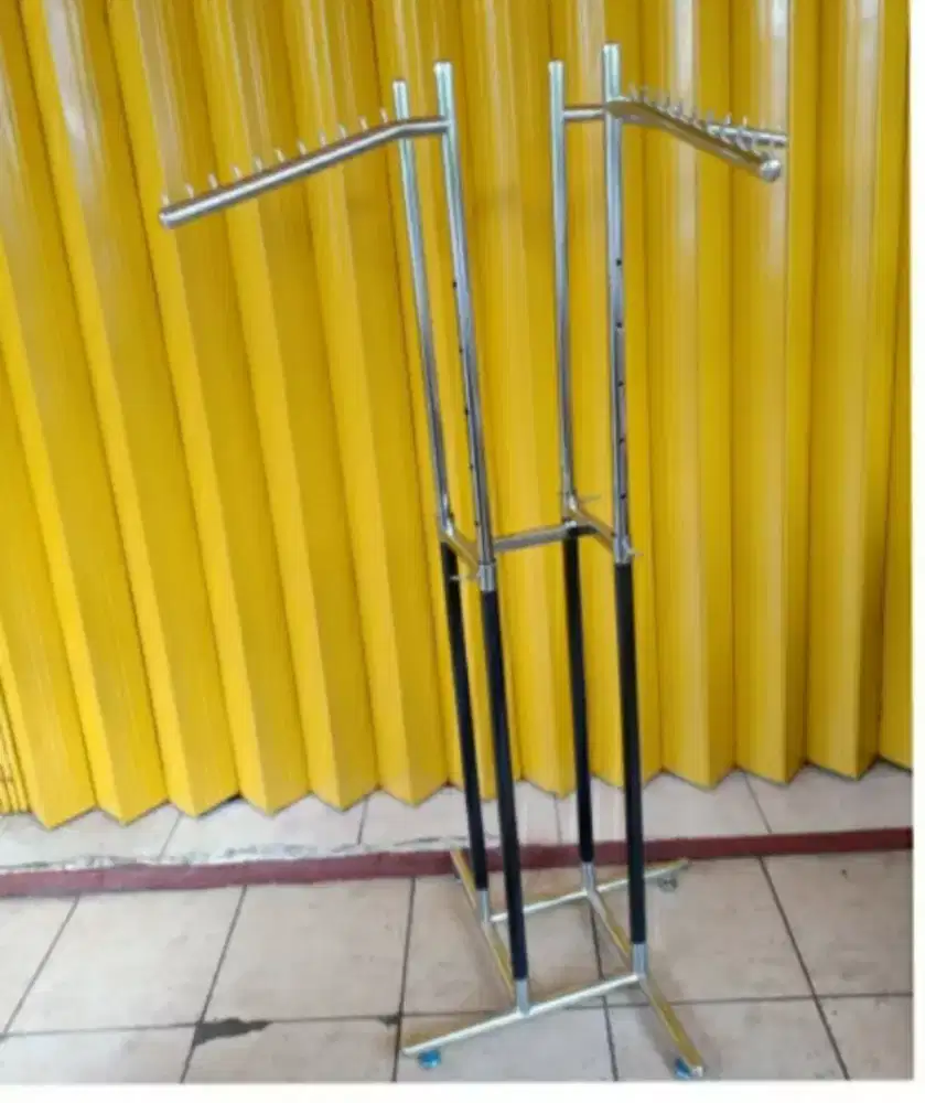 Gawang Baju 4 Arah, Gantungan Baju 4 Arah