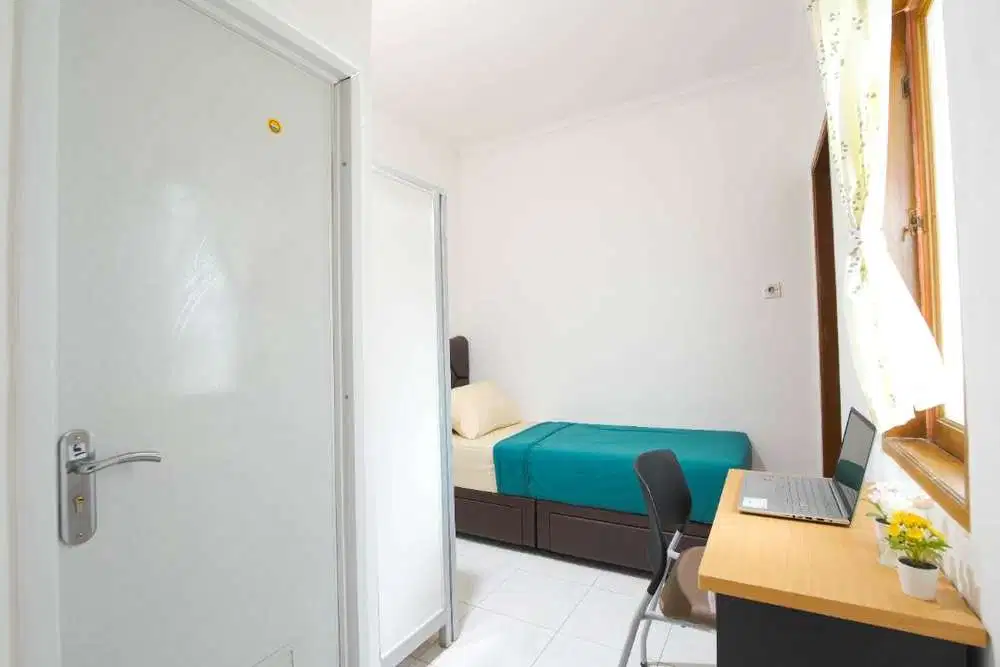 Kost Bulanan Essence Tipe Single Balkon Dekat Stasiun Sawah Besar
