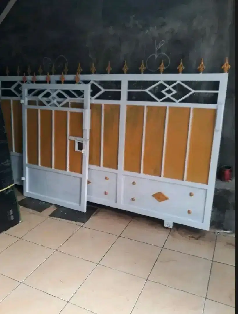 Pagar & Pintu model minimalis